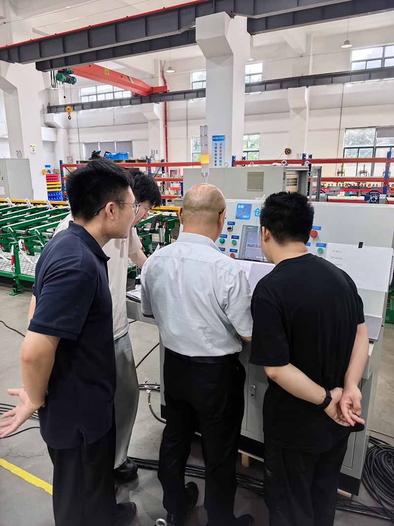 丹佛斯FC300系列變頻器技術(shù)交流會(huì)現(xiàn)場